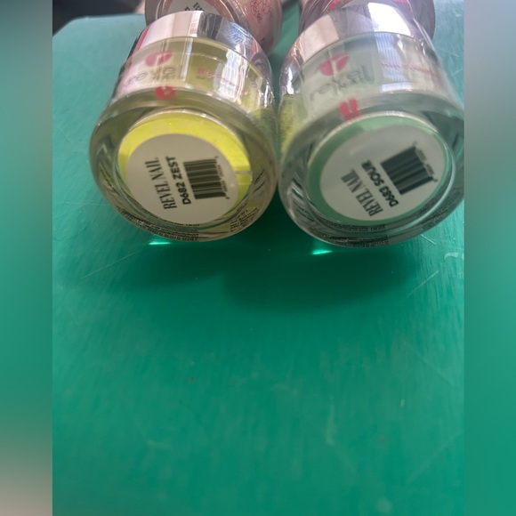 Revel Nail Dip Powder in shades Burst, Tangy, Zest - Picture 5 of 5